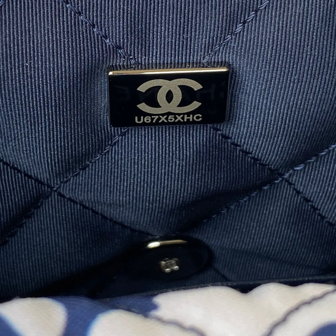 Chanel - Luxury Bag - CHL - 376