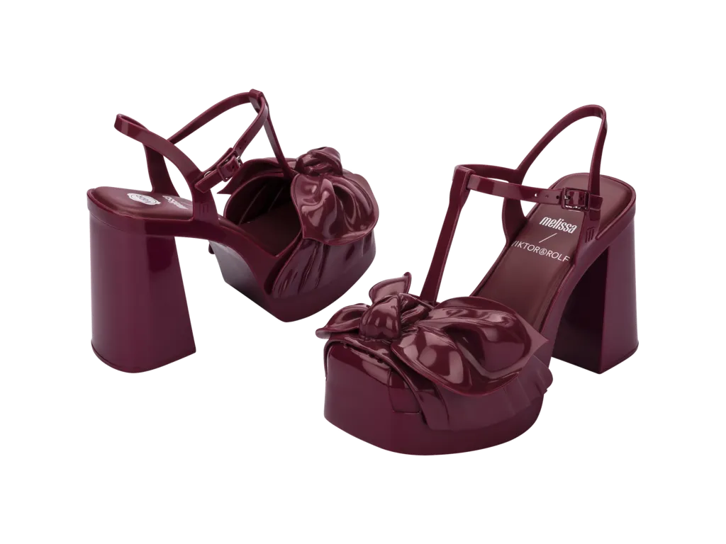 MELISSA PARTY HEEL TIE   VIKTOR AND ROLF AD