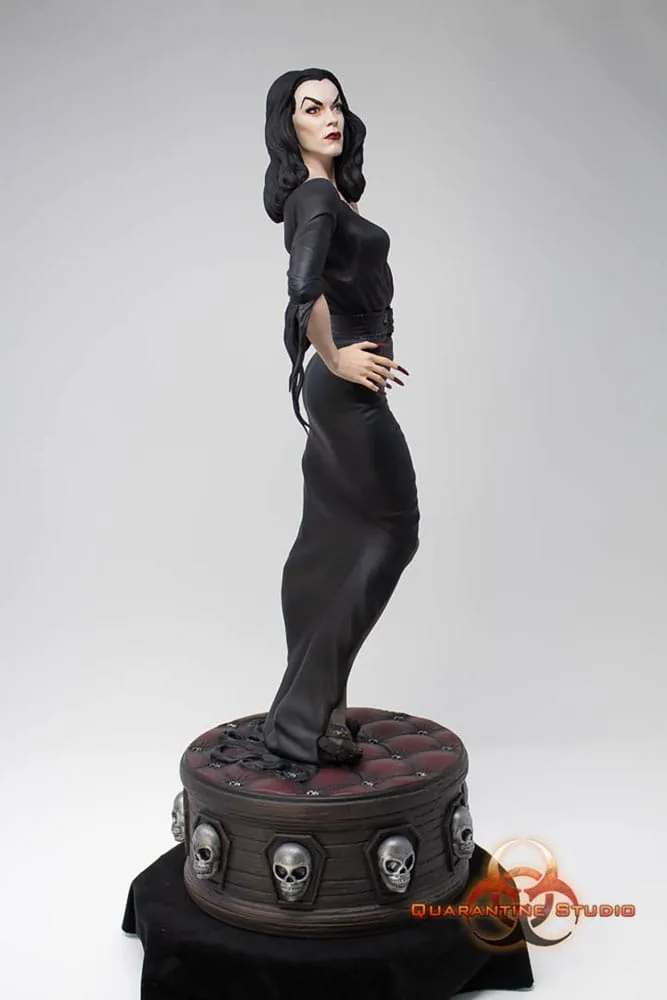 Vampira Statue 1/6 Queen Of The Ghouls 43 Cm